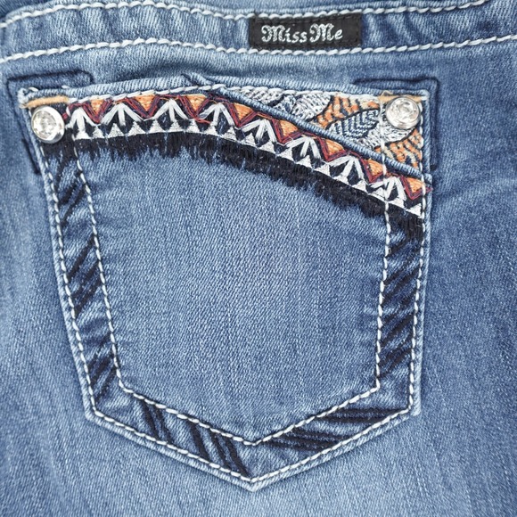 Miss me jeans Womens 27 Signature Boot Embroidered Studded Flare Low JP7697B4 - Picture 9 of 16